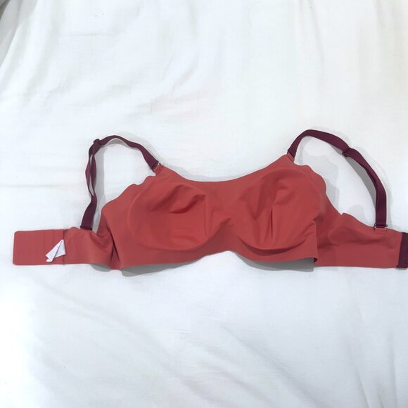 Knix wireless bra EUC. - Picture 5 of 7